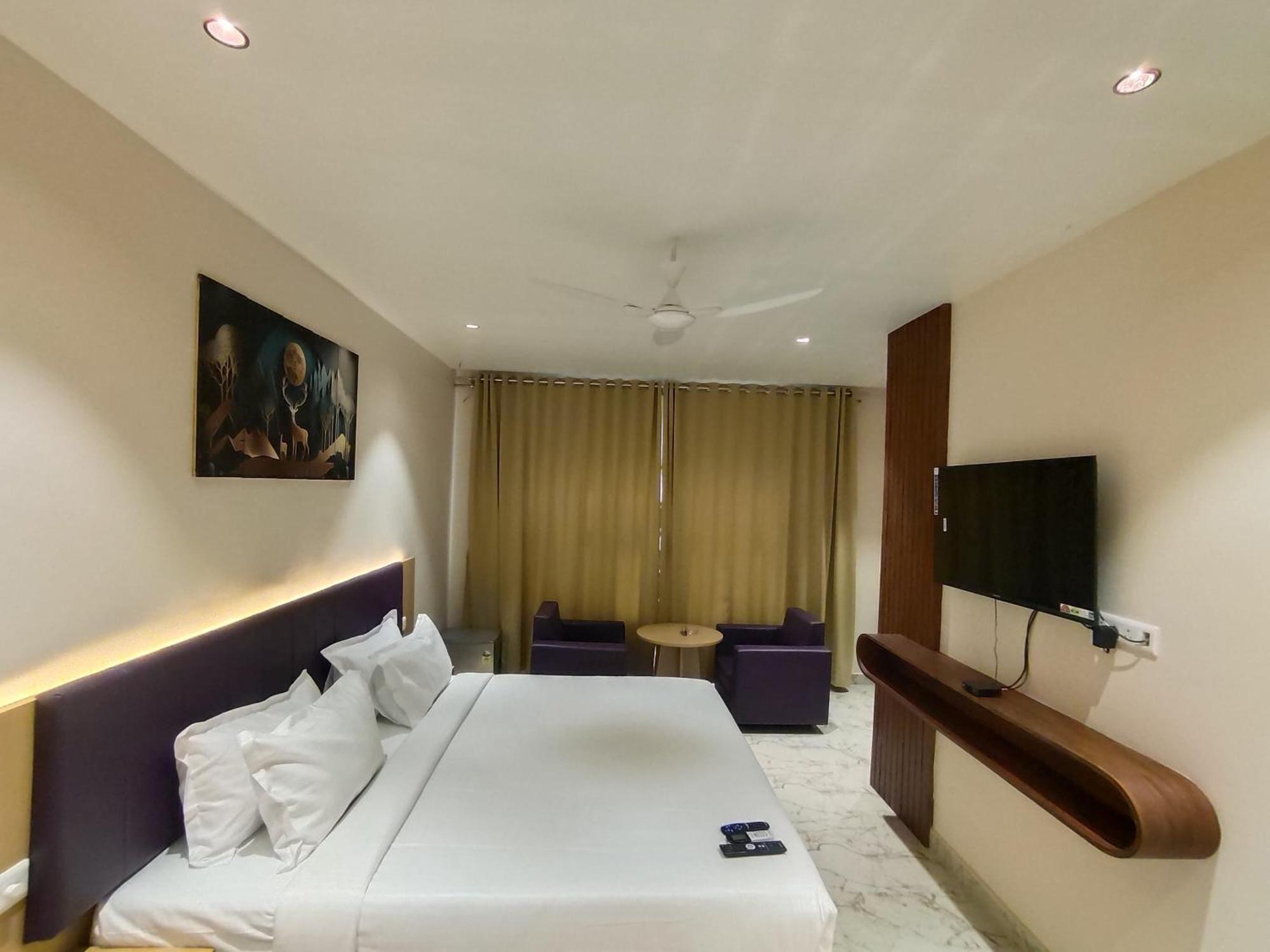 Hotel Meridian Blue 와랑갈 외부 사진